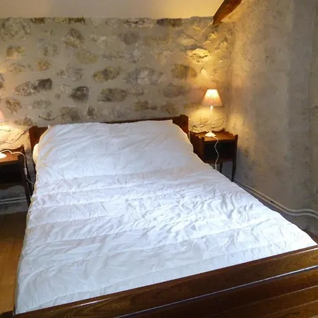 Le Petit Moulin